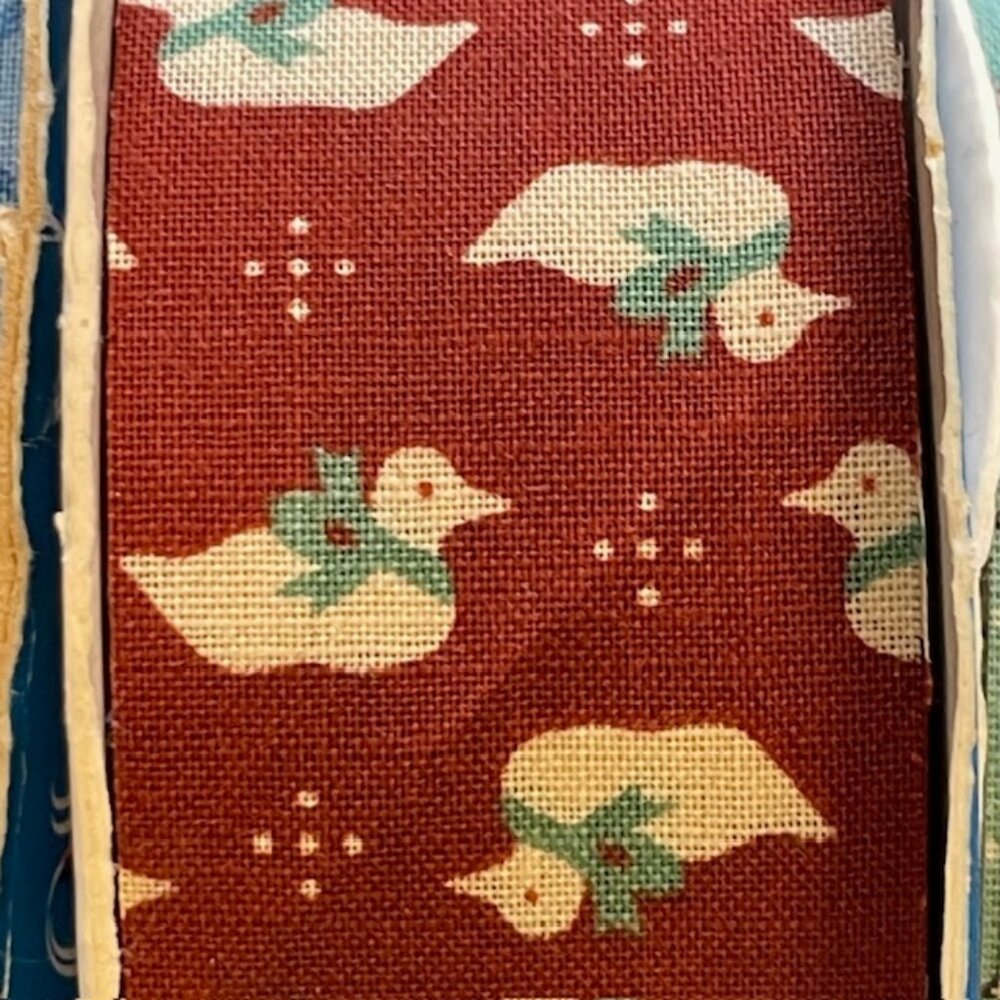Offray Vintage Cottagecore Cloth Ribbon Scottie Dog/Geese/Ducks 3 Rolls - Picture 3 of 11